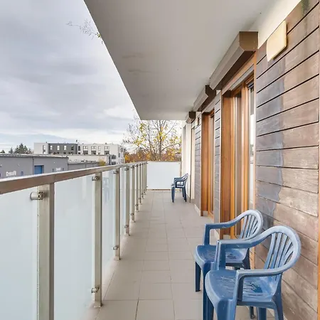 Lasek Marcelinski 2-bedroom By Bookinghost Poznan