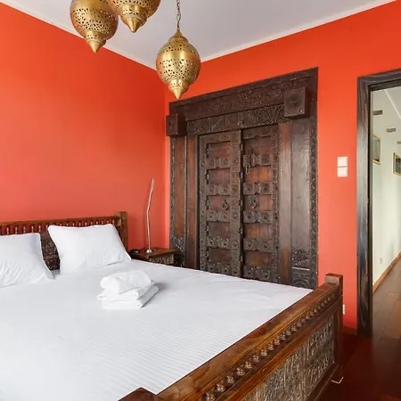 Lasek Marcelinski 2-bedroom By Bookinghost Apartamento