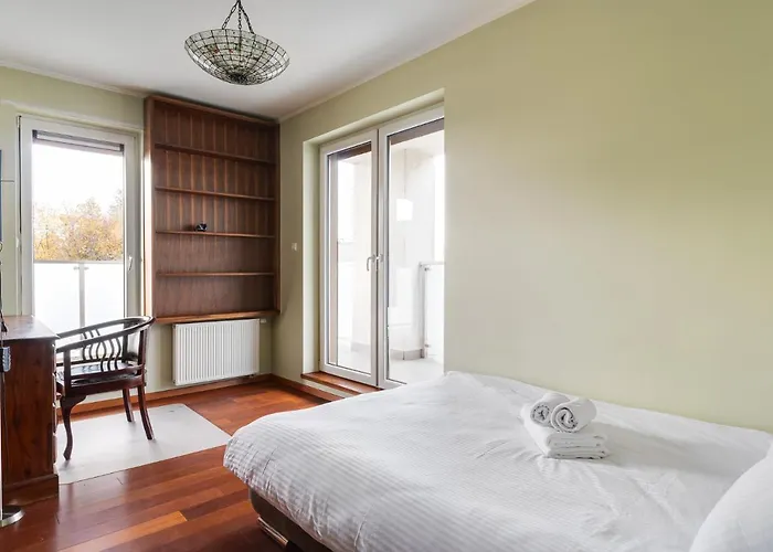 Lasek Marcelinski 2-bedroom By Bookinghost Poznan